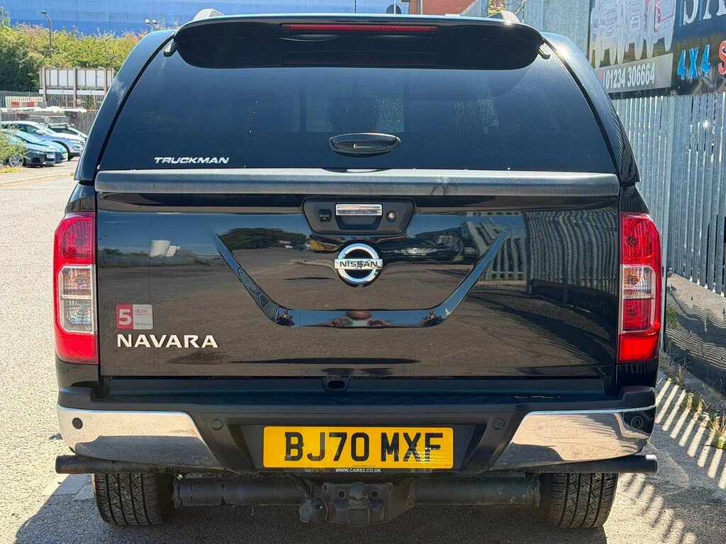 Nissan Navara Double Cab Pick Up N-guard 2.3Dci 190 Tt 4Wd White #9