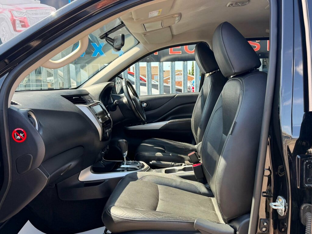 Nissan Navara Double Cab Pick Up N-guard 2.3Dci 190 Tt 4Wd White #15