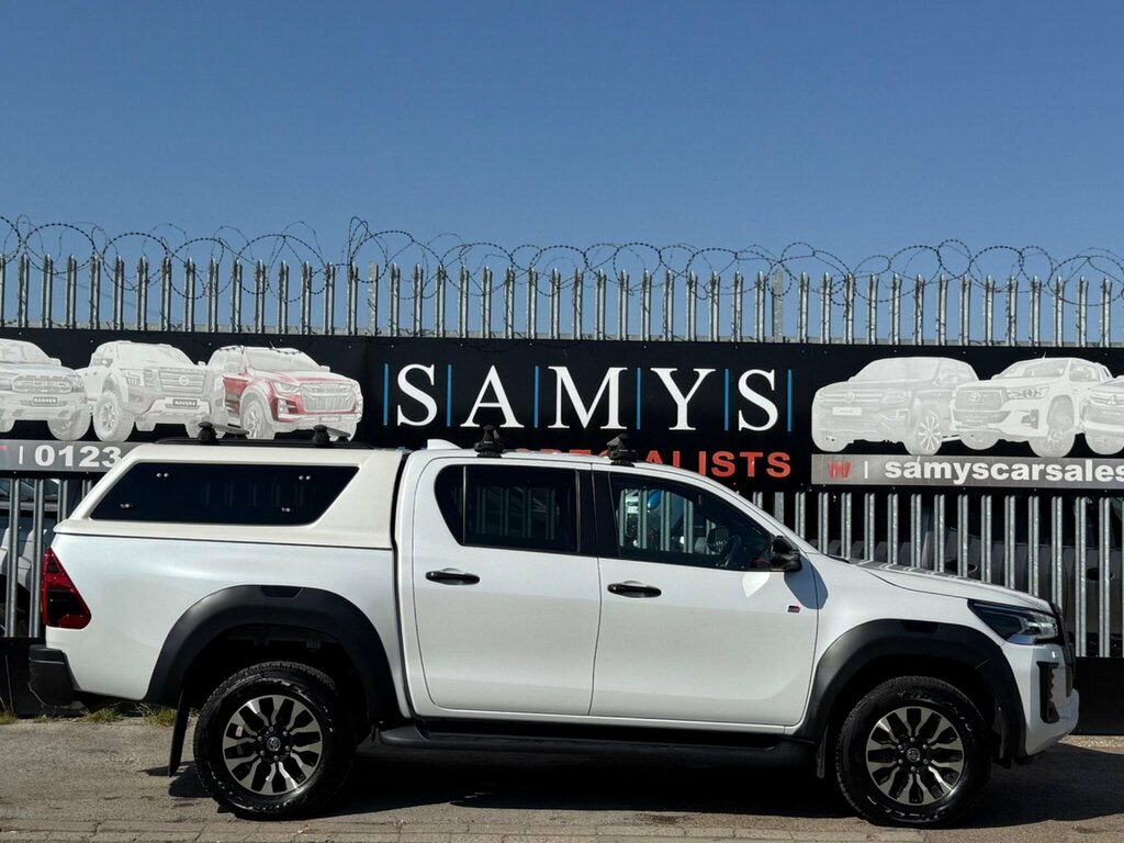 Toyota HILUX 2.8 D-4d Gr Sport 4Wd Euro 6 Ss White #3