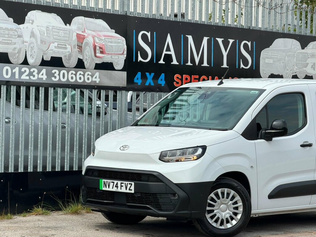 Toyota PROACE 50Kwh Icon Long Panel Van Lwb 6Dr White #2