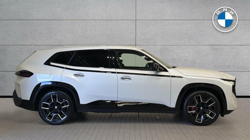 BMW XM Xm AY24FCA White #5