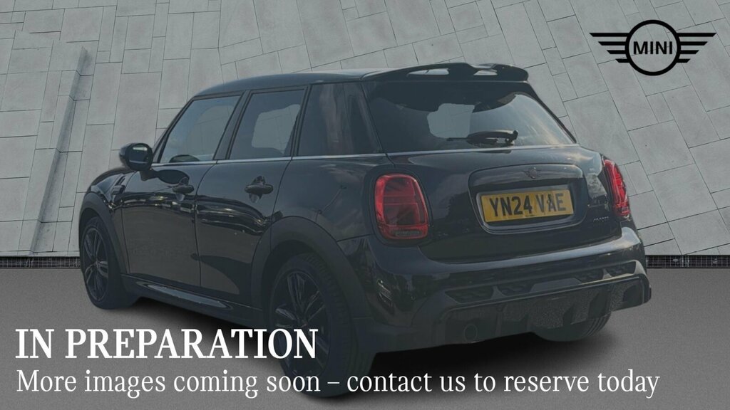 Mini Hatch 5-Door Hatch Cooper Sport YN24VAE Black