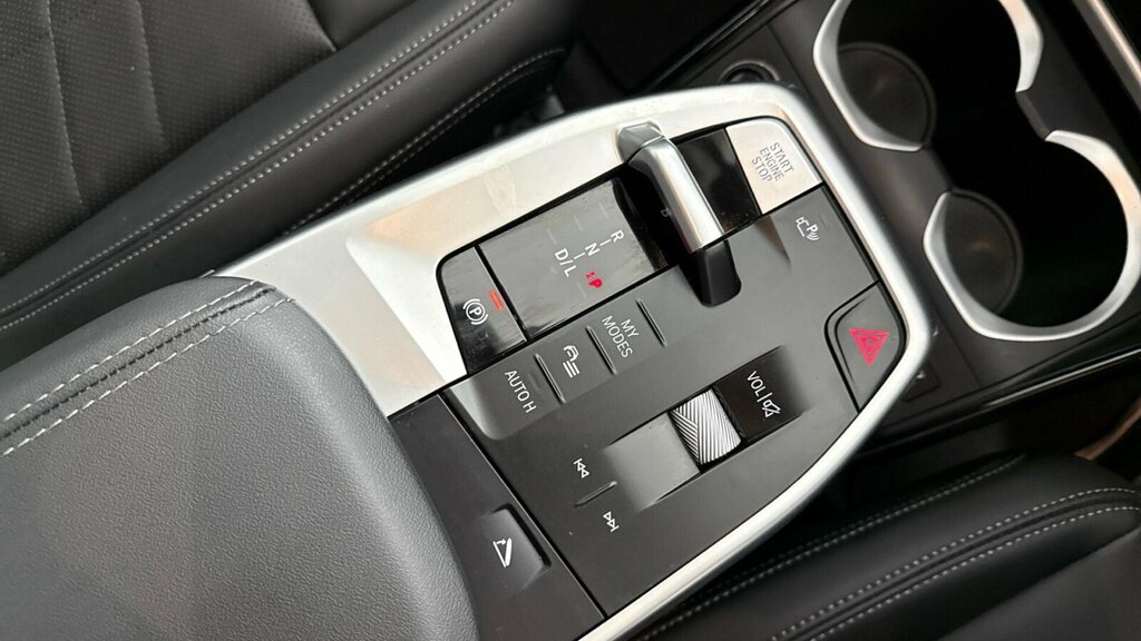 BMW X1 U11 Sdrive20i M Sport SA26ZYG Silver #38