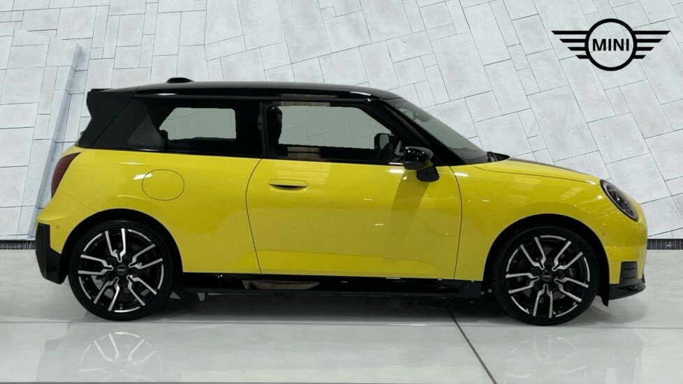 Mini Hatch Cooper E YF75TVY Yellow #3