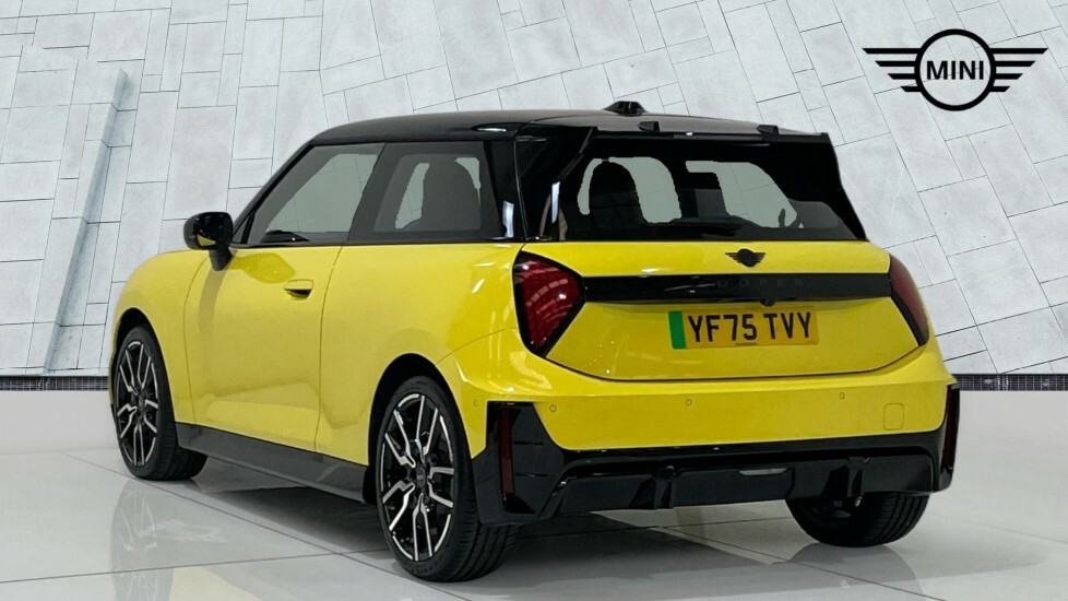 Mini Hatch Cooper E YF75TVY Yellow #2