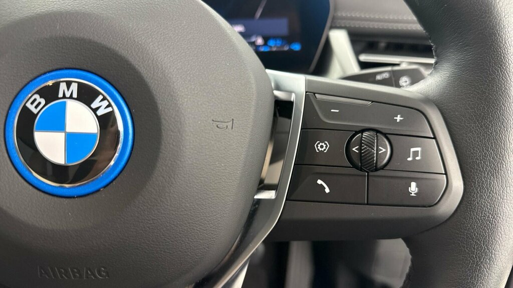 BMW X1 U11 Sdrive18d Sport Black #36