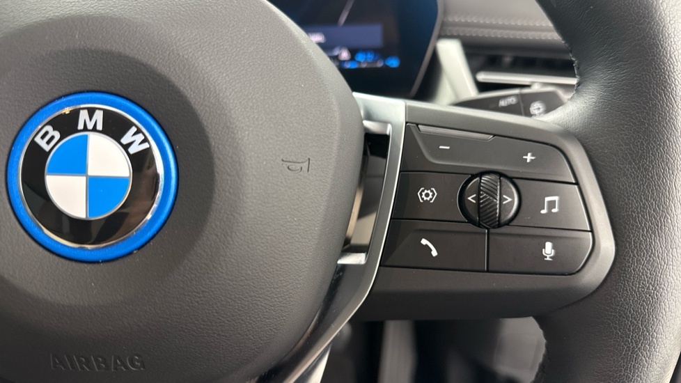 BMW X1 U11 Sdrive18d Sport Black #35