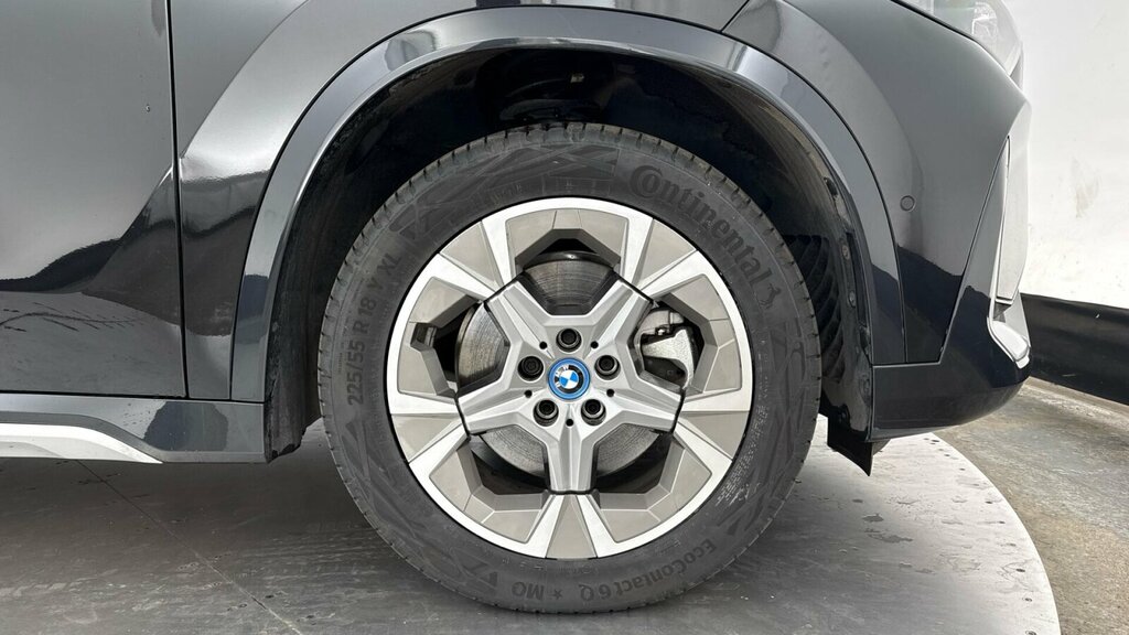 BMW X1 U11 Sdrive18d Sport Black #27