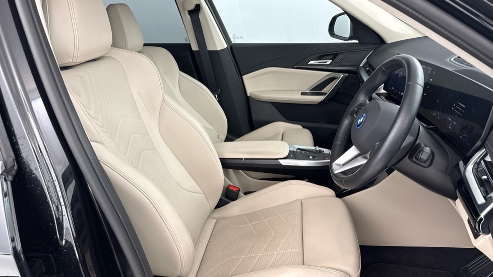 BMW X1 U11 Sdrive18d Sport Black #22