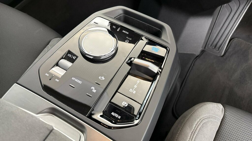 BMW iX 400Kw Xdrive60 M Sport 112Kwh Techpro Blue #10
