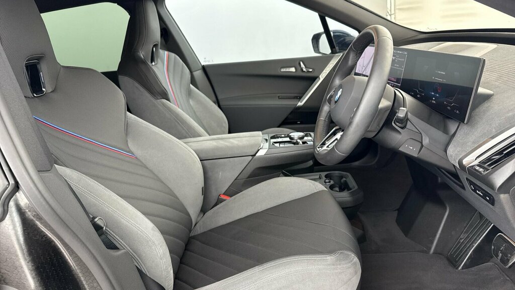 BMW iX 400Kw Xdrive60 M Sport 112Kwh Techpro Blue #11