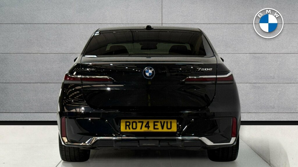 BMW 7 Series 750E Xdrive M Sport Black #4