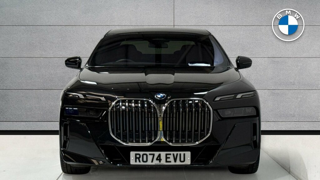 BMW 7 Series 750E Xdrive M Sport Black #2