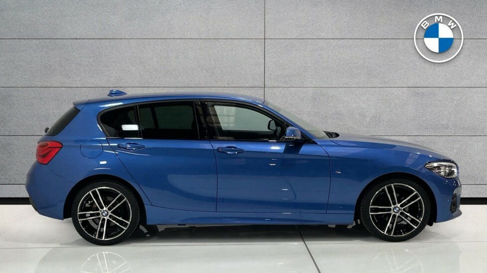 BMW 1 Series 118D M Sport 5-Door Blue #5
