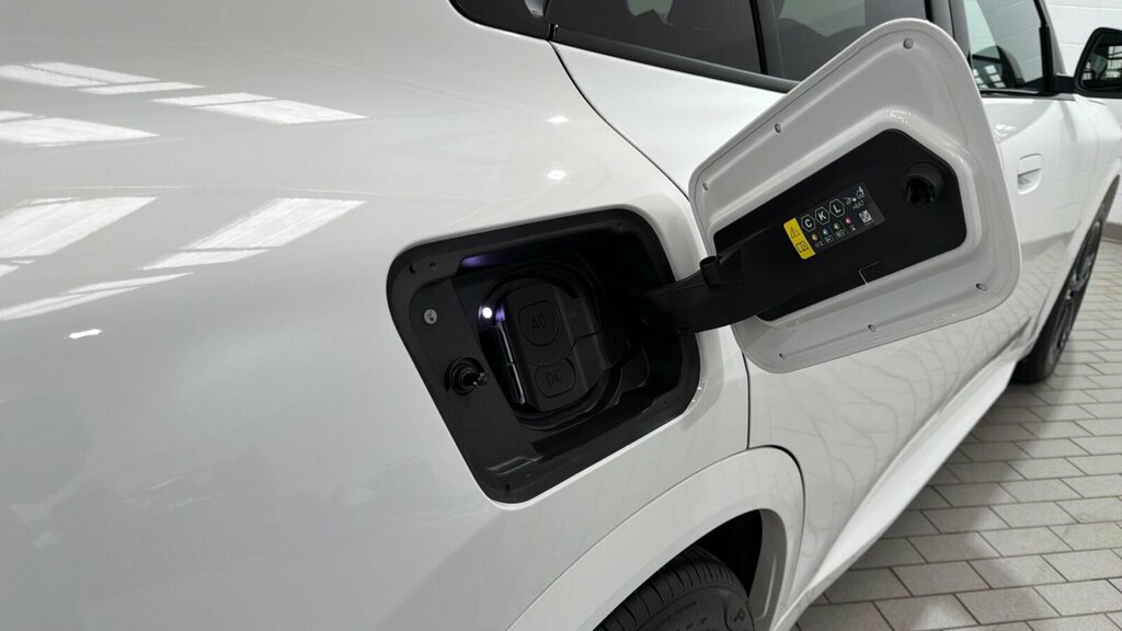 BMW iX2 20 66.5Kwh M Sport Edrive 11Kw Charger Grey #74