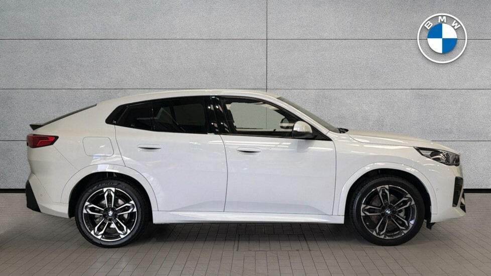 BMW iX2 20 66.5Kwh M Sport Edrive 11Kw Charger Grey #5