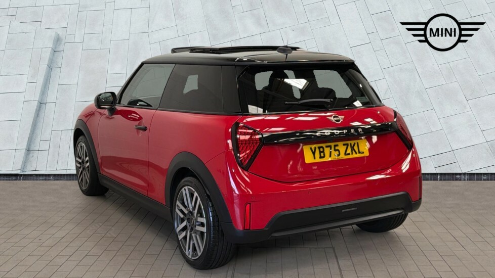 Mini Hatch Cooper C YB75ZKL Red #4