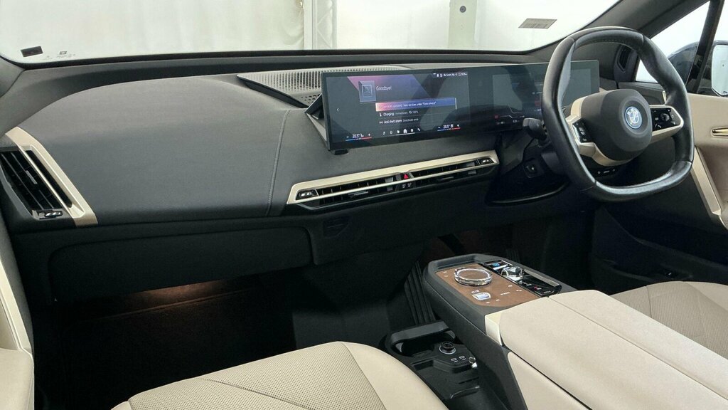 BMW iX 385Kw Xdrive50 M Sport 111.5Kwh White #8