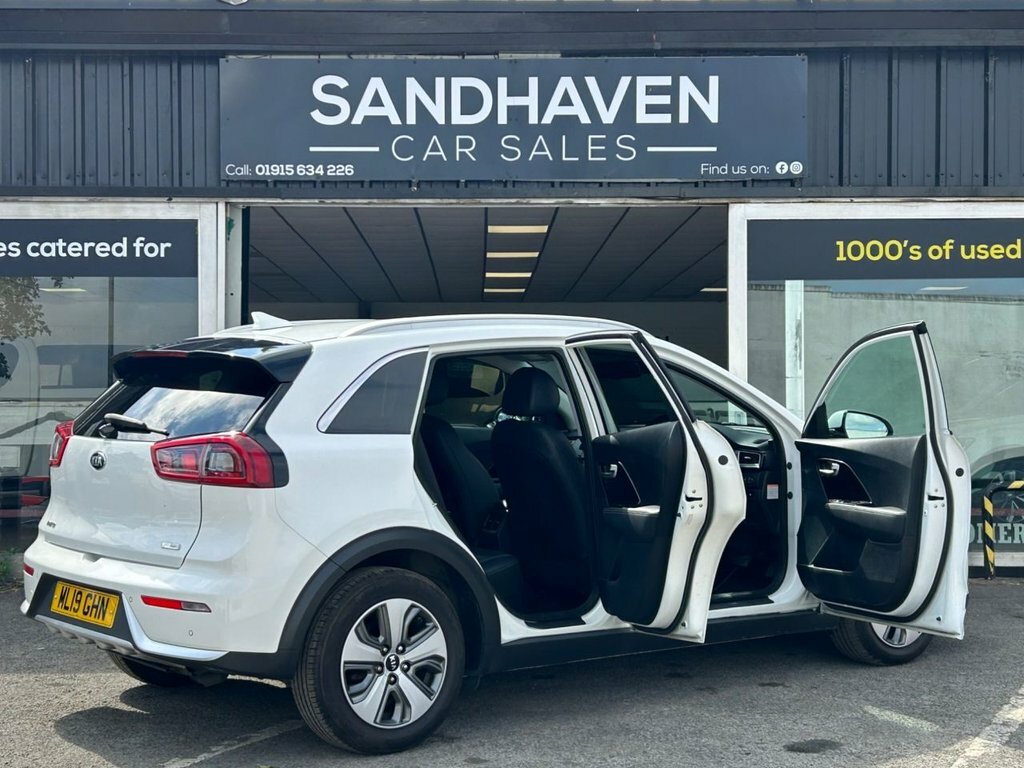 Kia Niro 1.6L 2 White #6