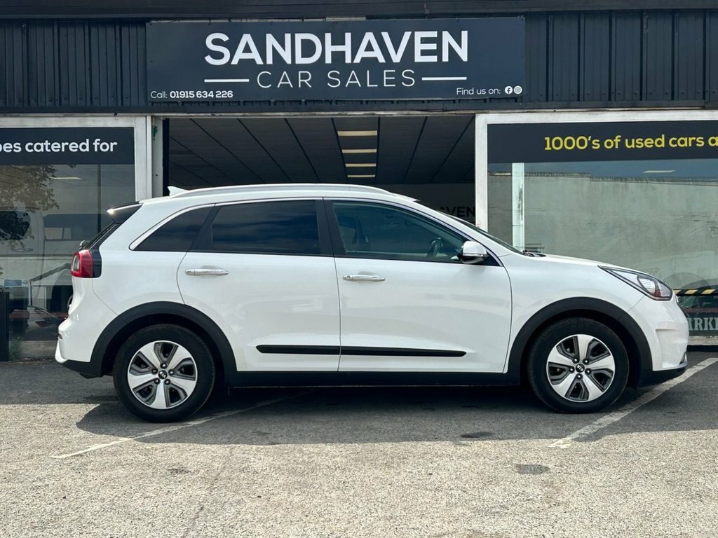 Kia Niro 1.6L 2 White #3