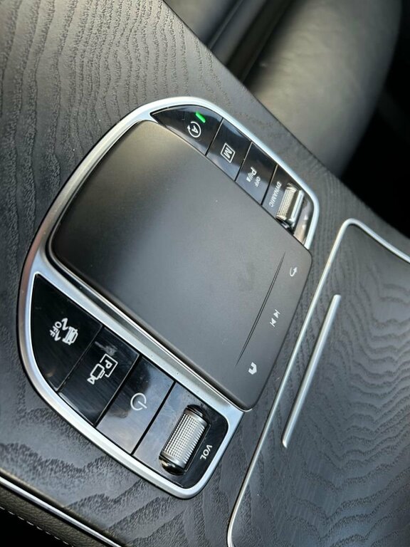 Mercedes-Benz GLC Class 300 4Matic Amg Line 9G-tronic 2020 Black #48