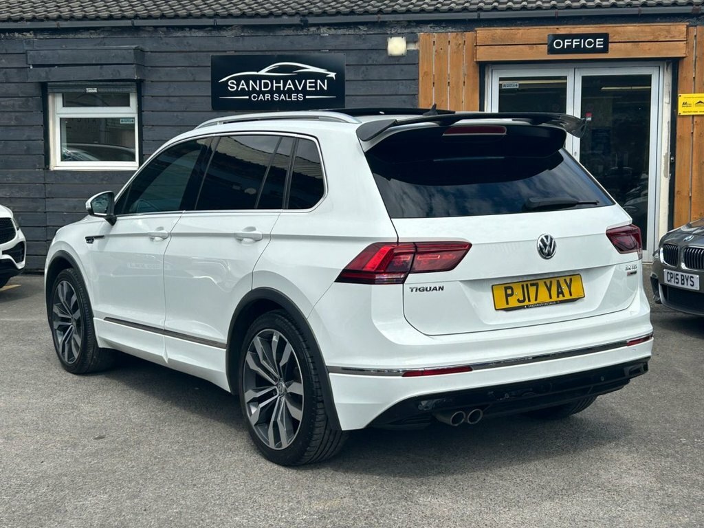 Volkswagen Tiguan 2L R-line White #4
