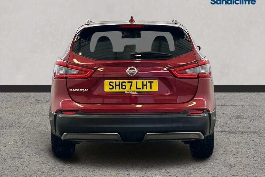 Nissan Qashqai Qashqai 1.5 Dci Tekna Hatchback SH67LHT Red #5