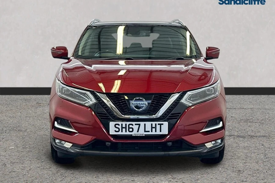 Nissan Qashqai Qashqai 1.5 Dci Tekna Hatchback SH67LHT Red #2