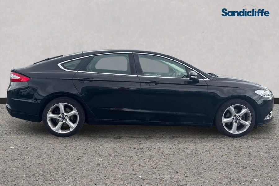 Ford Mondeo Mondeo 1.5 T Ecoboost Titanium Edition Black #3