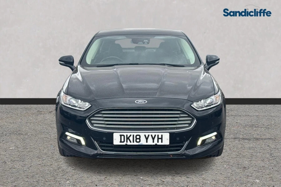 Ford Mondeo Mondeo 1.5 T Ecoboost Titanium Edition Black #2