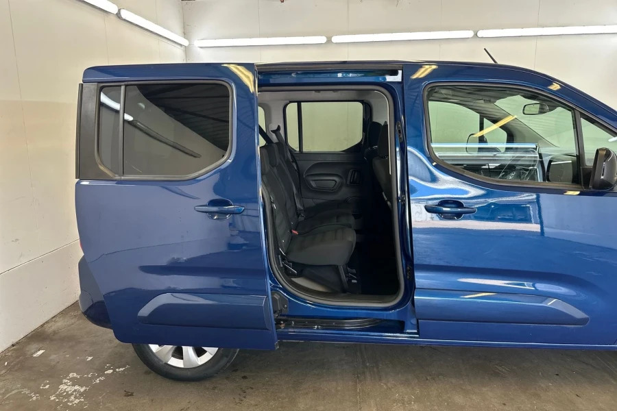 Vauxhall Combo-e Life 50Kwh Se 5 Seat, 7.4Kw Charger Grey #36