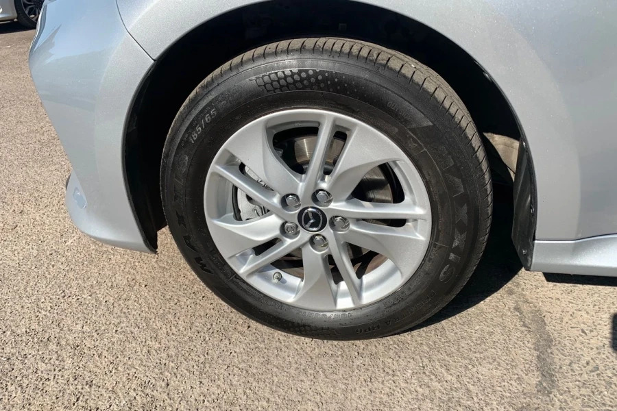 Mazda 2 1.5I Hybrid Homura Cvt White #32