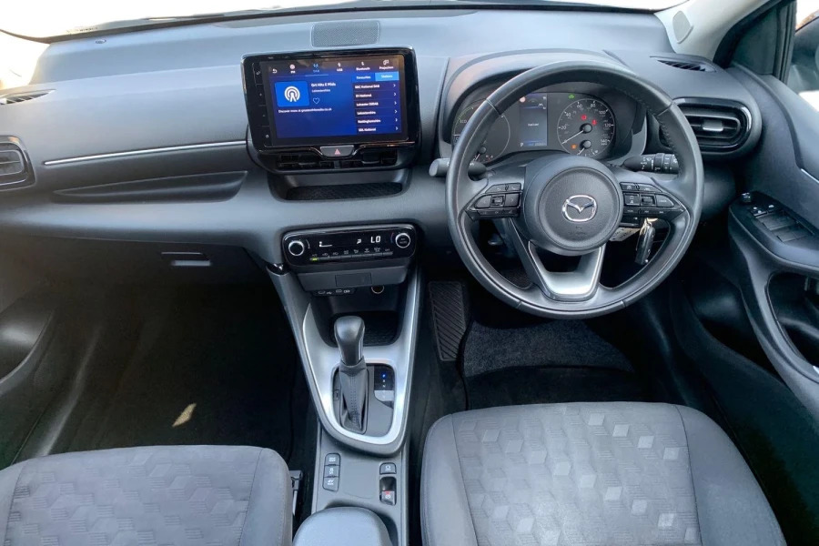 Mazda 2 1.5I Hybrid Homura Cvt White #11