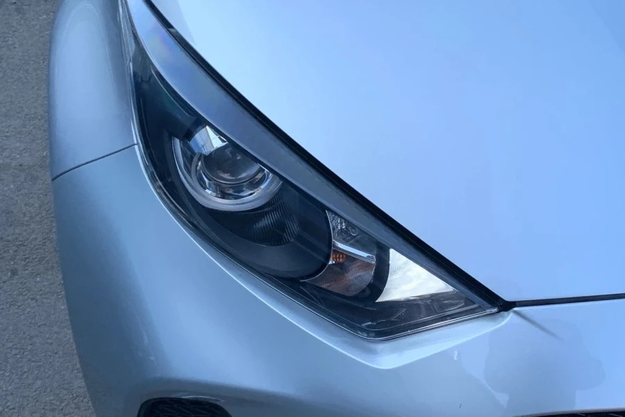 Mazda 2 1.5I Hybrid Homura Cvt White #33