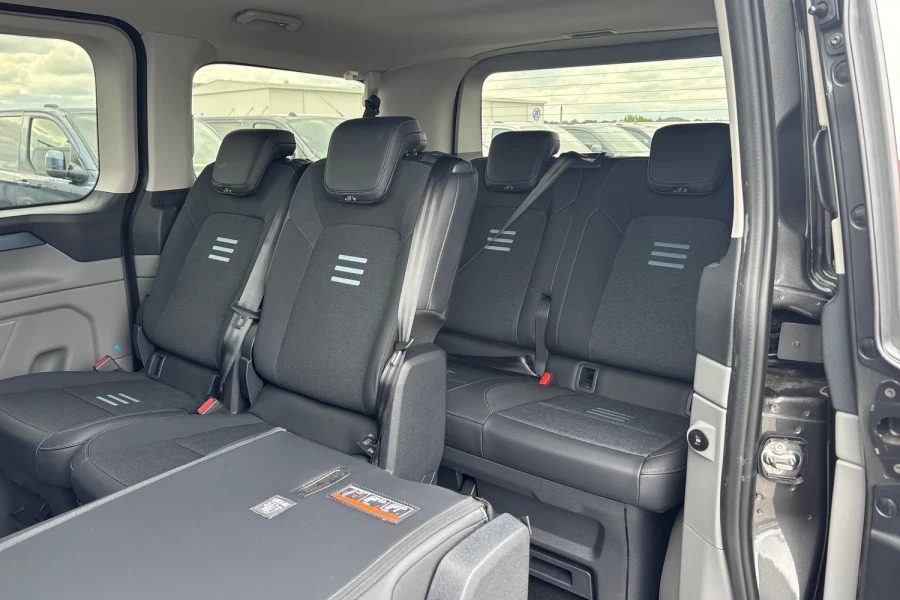 Ford Tourneo Custom 2.0 Ecoblue 170Ps H1 Titanium X 8 Seater Grey #15