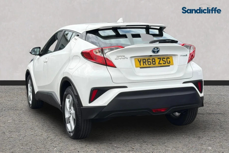 Toyota C-Hr C-hr 1.8 Hybrid Icon Cvt Hatchback White #6
