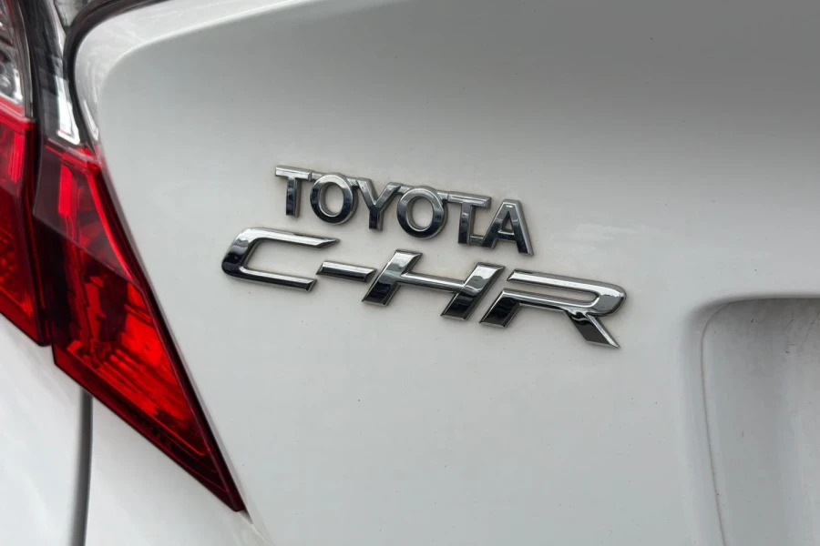 Toyota C-Hr Icon Black #18