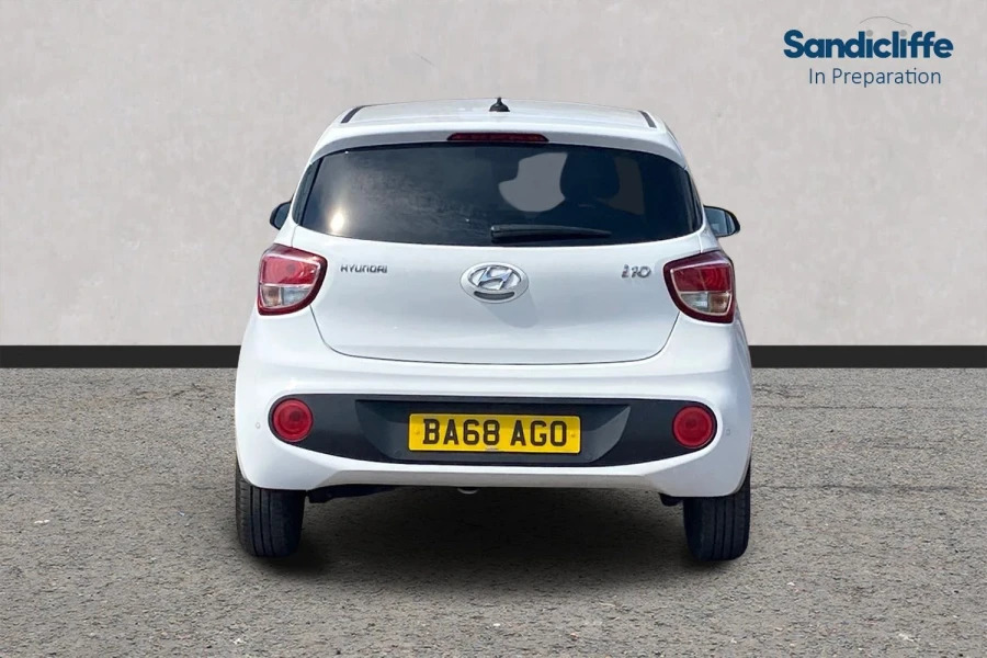 Hyundai I10 I10 1.0 Go Se Hatchback White #3