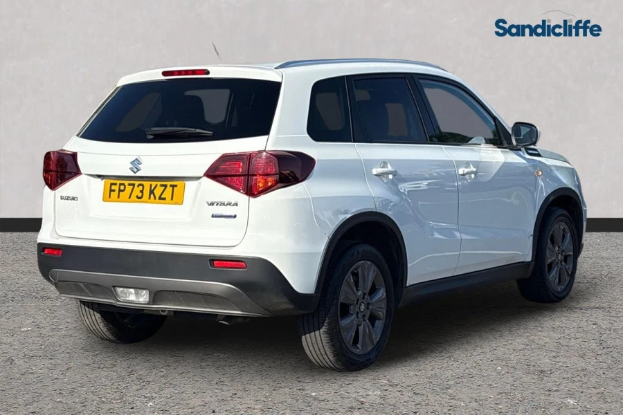 Suzuki Vitara Vitara 1.4 Boosterjet 48V Hybrid Sz-t Estate White #4