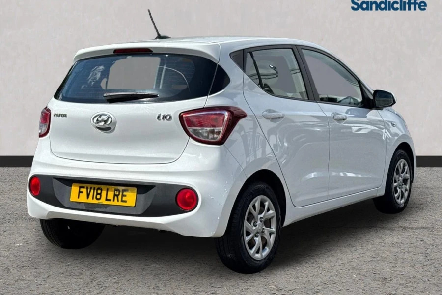 Hyundai I10 I10 1.0 Se Hatchback White #4