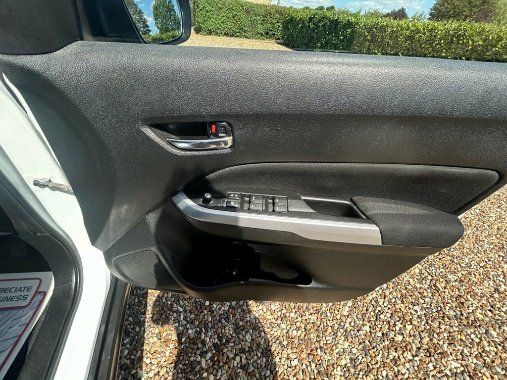 Suzuki Vitara 1.6 Sz5 Urban Allgrip 118 Bhp Orange #22
