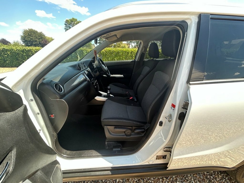Suzuki Vitara 1.6 Sz5 Urban Allgrip 118 Bhp Orange #45