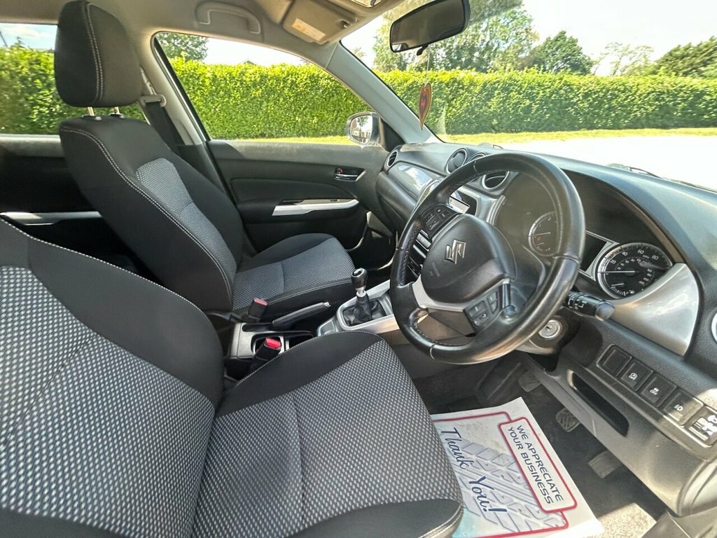 Suzuki Vitara 1.6 Sz5 Urban Allgrip 118 Bhp Orange #23