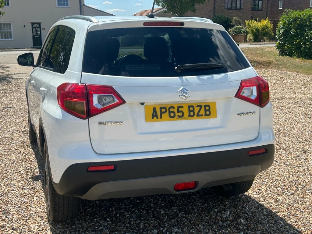 Suzuki Vitara 1.6 Sz5 Urban Allgrip 118 Bhp Orange #7