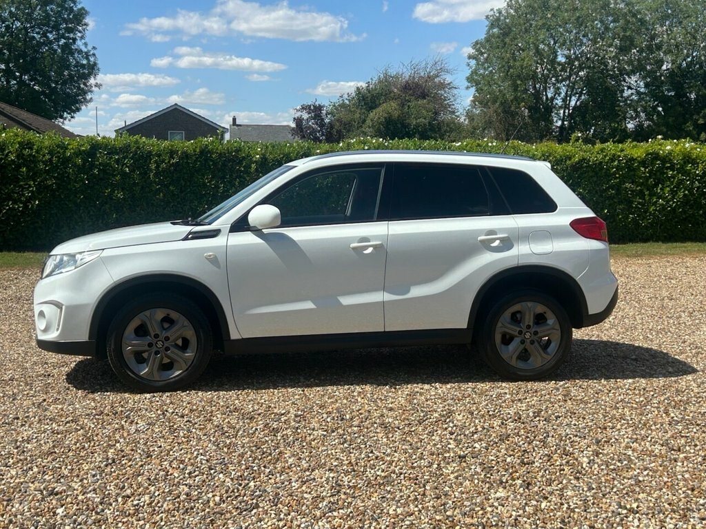Suzuki Vitara 1.6 Sz5 Urban Allgrip 118 Bhp Orange #9