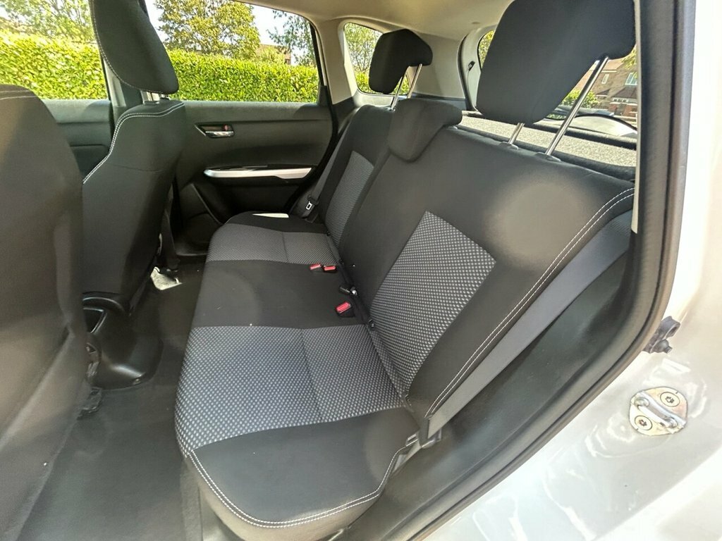 Suzuki Vitara 1.6 Sz5 Urban Allgrip 118 Bhp Orange #44