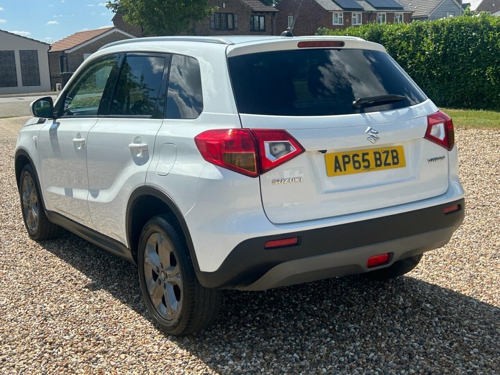 Suzuki Vitara 1.6 Sz5 Urban Allgrip 118 Bhp Orange #6