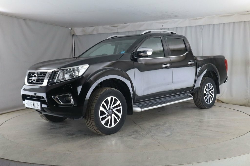 Nissan Navara 2.3 Np300 Navara Acenta Dci 4Wd - 2016 16 Grey #1