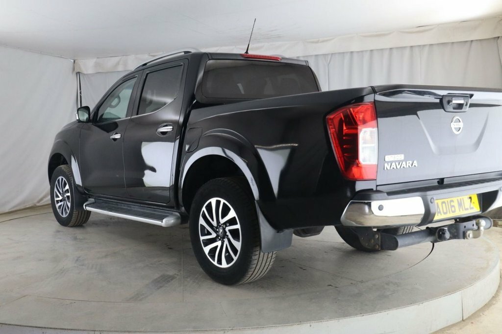 Nissan Navara 2.3 Np300 Navara Acenta Dci 4Wd - 2016 16 Grey #4
