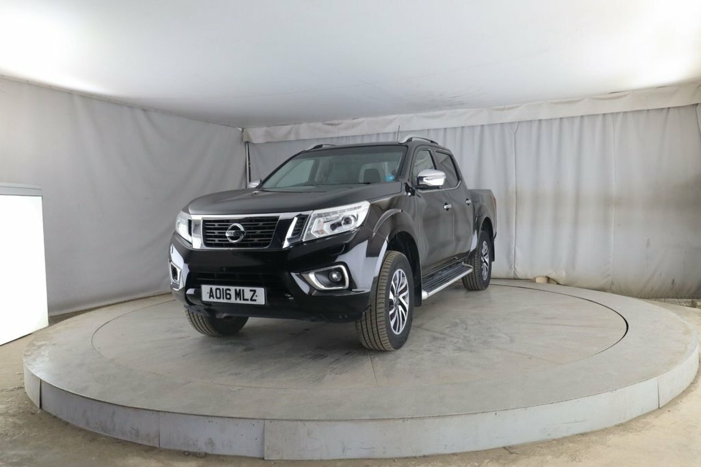 Nissan Navara 2.3 Np300 Navara Acenta Dci 4Wd - 2016 16 Grey #2